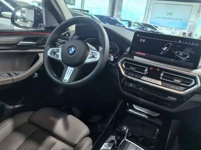 BMW X3 2023 xDrive30i Leading Edition M Sport Package — миниатюра 14