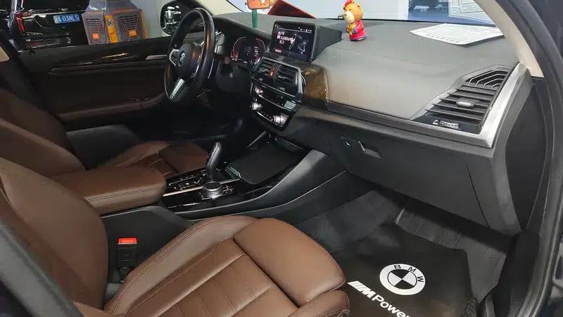 BMW X3 2019 xDrive30i Leading M Sport Package — миниатюра 9