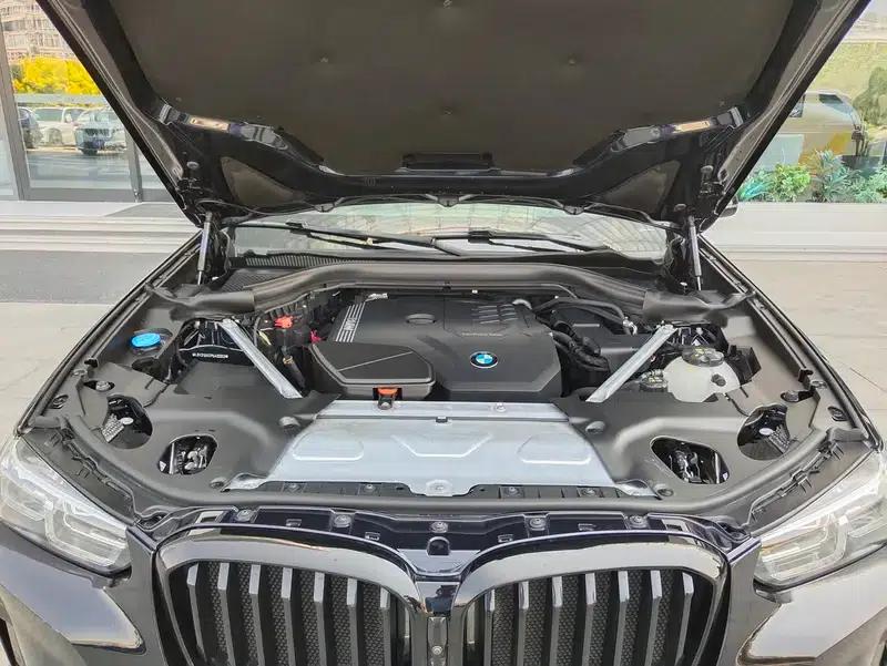 BMW X3 2023 xDrive30i Leading Edition M Sport Package — миниатюра 6