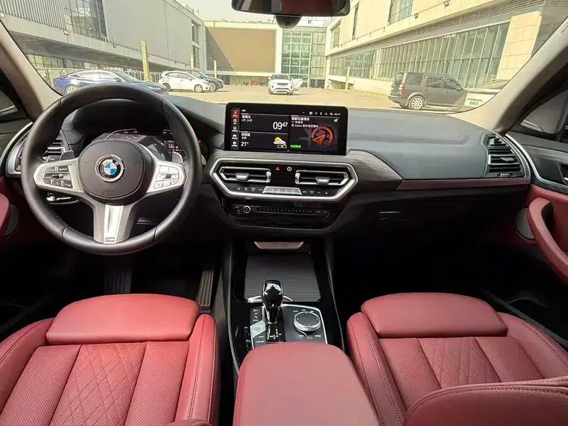 BMW X3 2022 xDrive30i Leading Edition M Sport Package — миниатюра 11