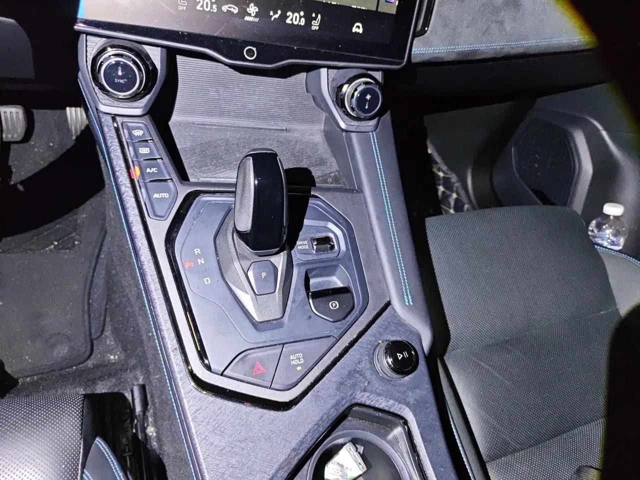 Lynk & Co 05 EM-P 2021 1.5TD PHEV HALO — миниатюра 14