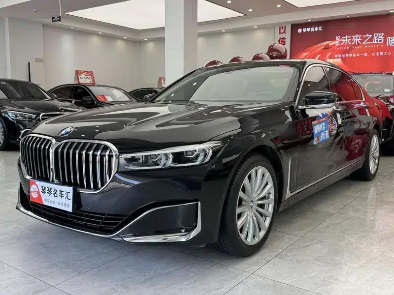 2019 BMW 7 Series 730Li Luxury Package — миниатюра 1