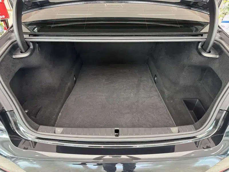 2019 BMW 7 Series 730Li Luxury Package — миниатюра 20