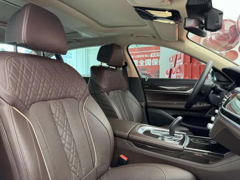 2019 BMW 7 Series 730Li Luxury Package — миниатюра 24