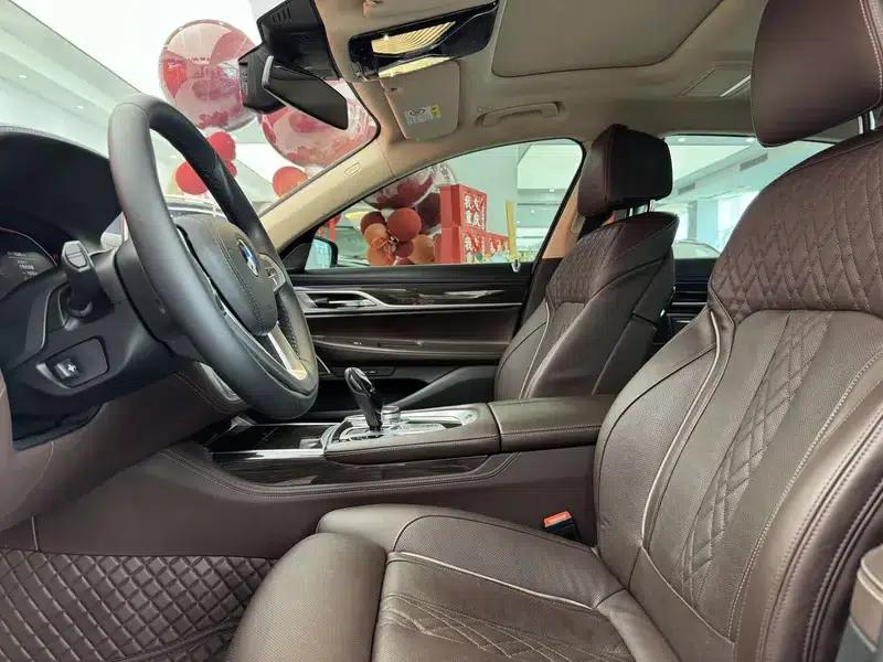 2019 BMW 7 Series 730Li Luxury Package — миниатюра 25