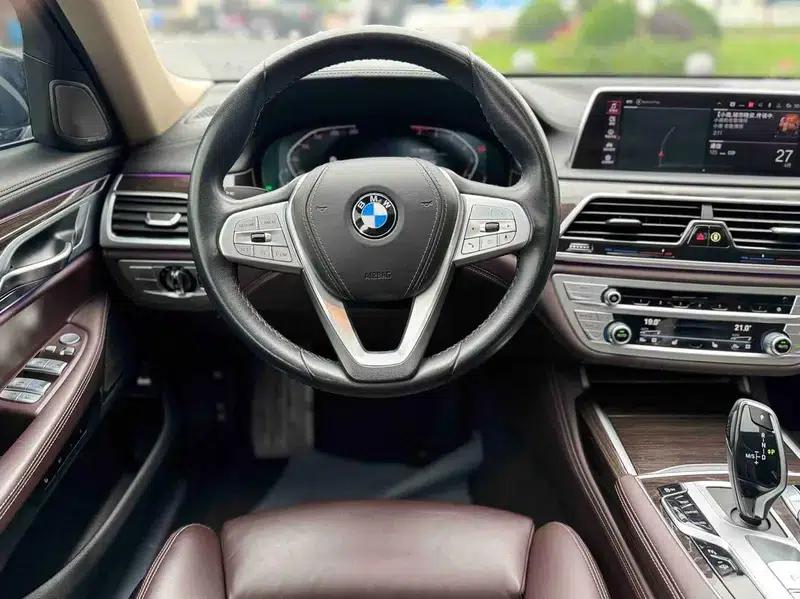 2021 BMW 7 Series 730Li Luxury Package — миниатюра 11
