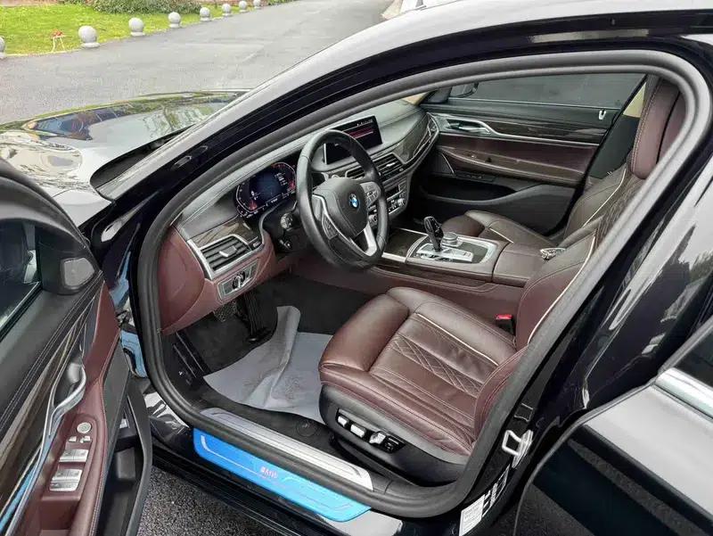 2021 BMW 7 Series 730Li Luxury Package — миниатюра 12