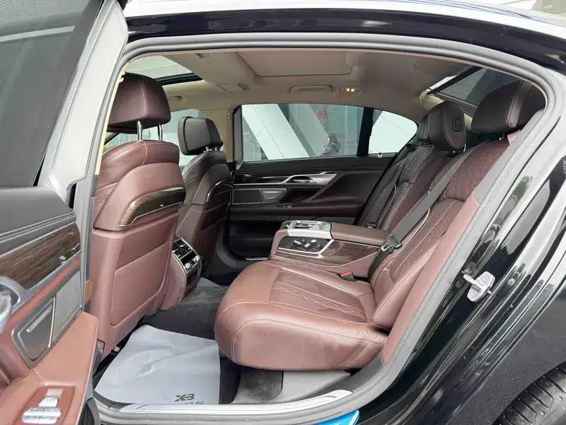 2021 BMW 7 Series 730Li Luxury Package — миниатюра 13