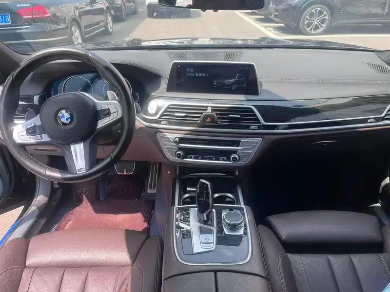 2018 BMW 7 Series 730Li Leading Edition M Sport Package — миниатюра 8