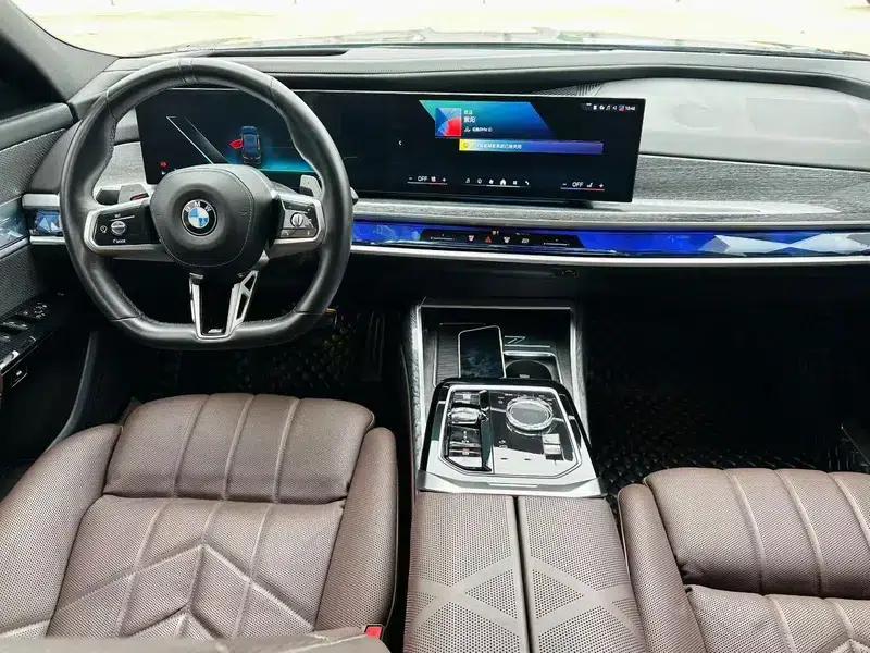 2023 BMW 7 Series 740Li Luxury M Sport Package — миниатюра 7