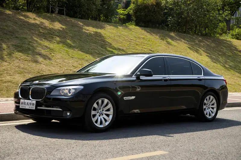 BMW 7 Series 2009 740Li Leading Edition — миниатюра 1