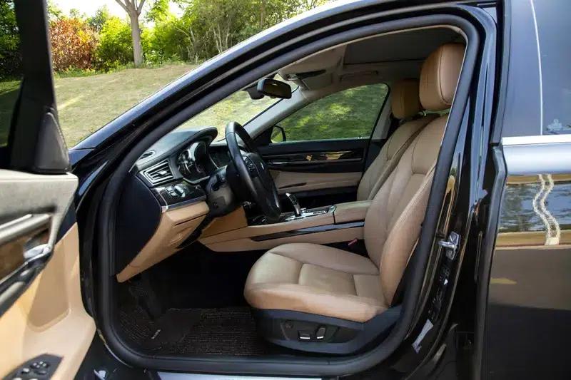 BMW 7 Series 2009 740Li Leading Edition — миниатюра 27