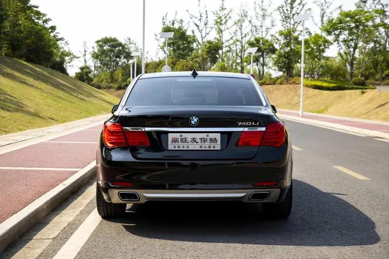 BMW 7 Series 2009 740Li Leading Edition — миниатюра 6