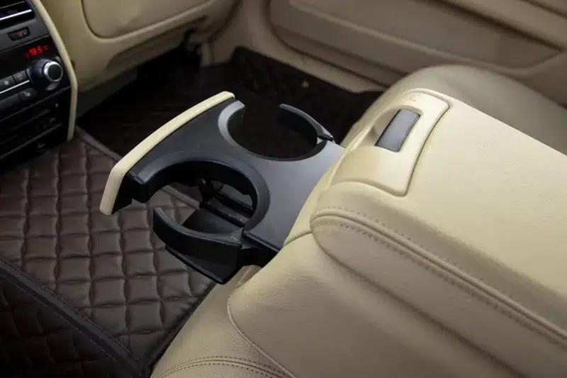 BMW 7 Series 2013 730Li Leading Edition — миниатюра 11