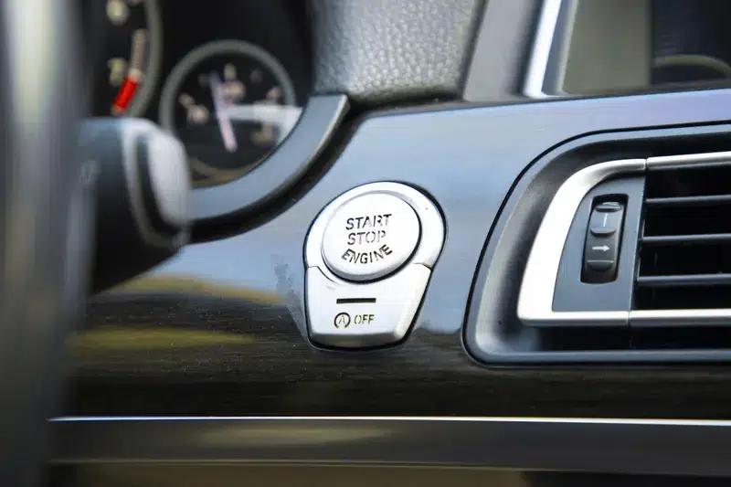 2013 BMW 7 Series 740Li Leading Edition — миниатюра 13