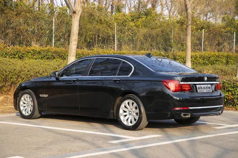 2013 BMW 7 Series 740Li Leading Edition — миниатюра 5