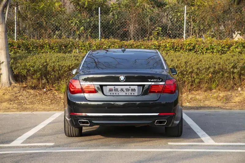 2013 BMW 7 Series 740Li Leading Edition — миниатюра 6
