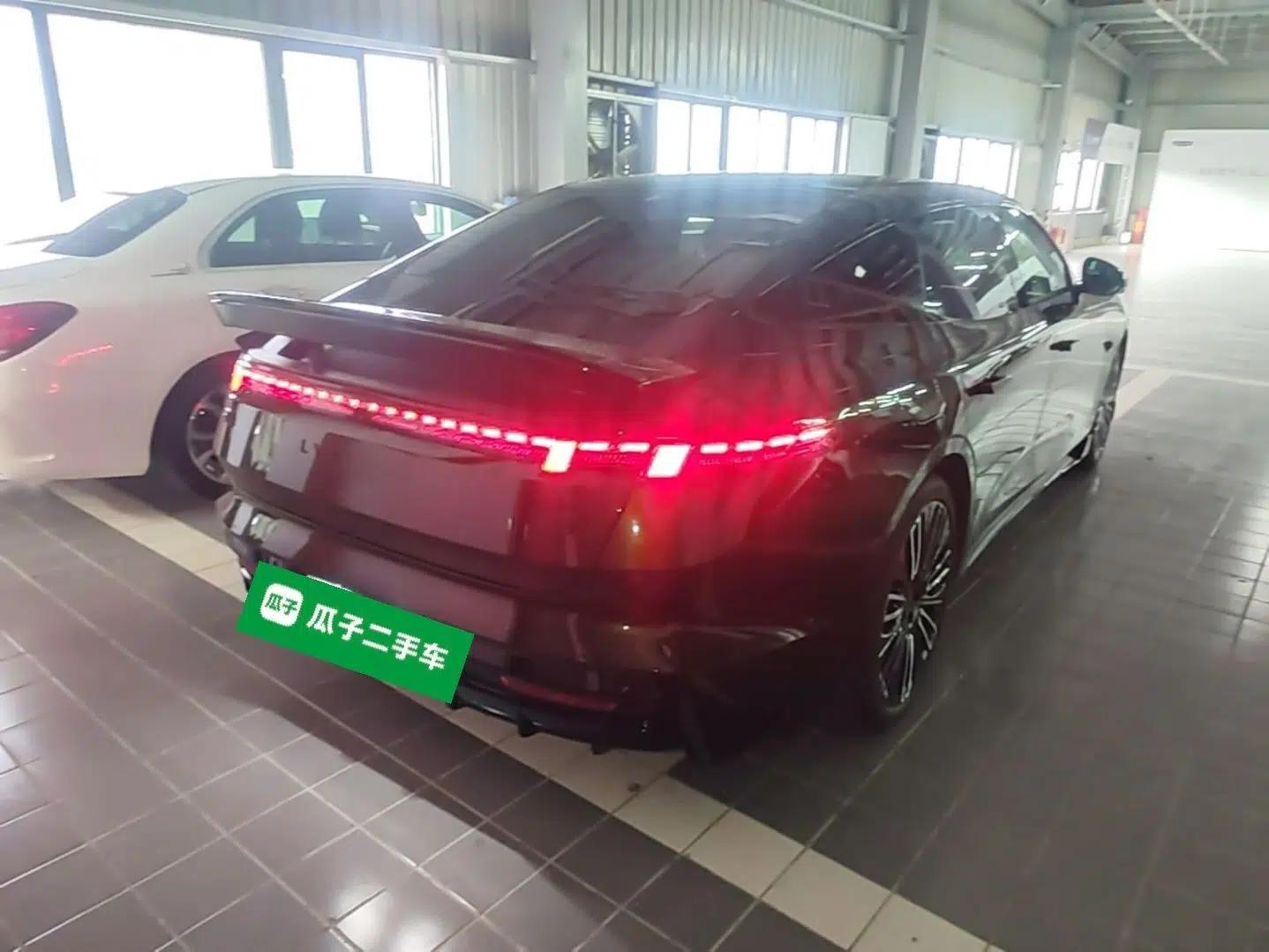 Lynk & Co 10 EM-P 2025 Model 240 All-Wheel Drive Ultra—Sport Edition — миниатюра 6