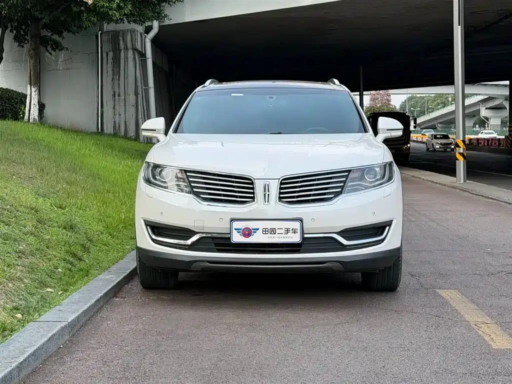 Lincoln MKX 2015 2.0T Two-Wheel Drive Premium Edition — миниатюра 2