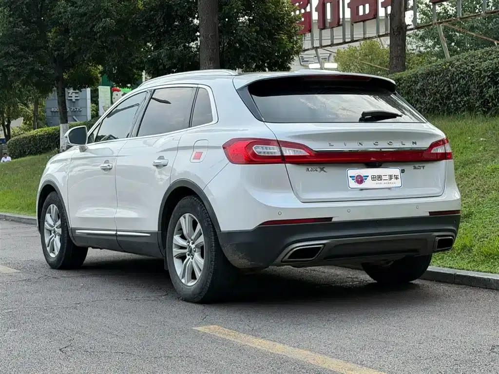 Lincoln MKX 2015 2.0T Two-Wheel Drive Premium Edition — миниатюра 4
