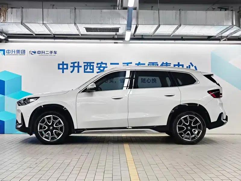 2023 BMW X1 xDrive25Li X Design Package — миниатюра 3