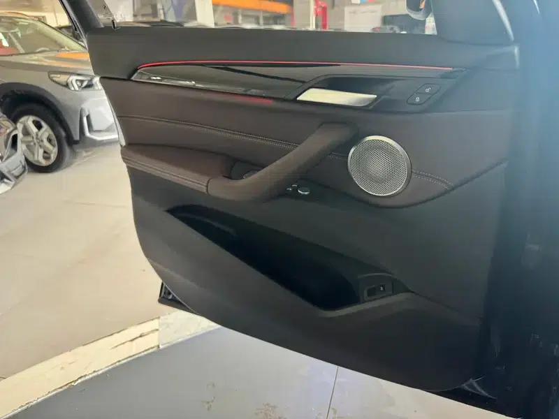 BMW X1 2022 sDrive20Li Premium — миниатюра 13
