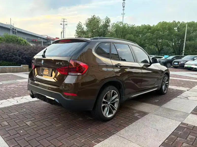 BMW X1 2014 sDrive18i Sport Design Package — миниатюра 6