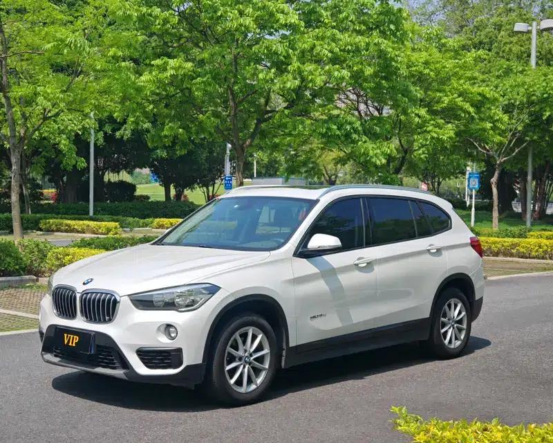 BMW X1 2016 sDrive18Li Fashion Edition — миниатюра 1
