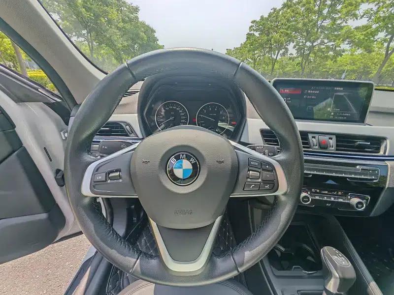 BMW X1 2016 sDrive18Li Fashion Edition — миниатюра 24