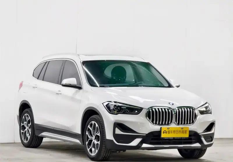 BMW X1 2022 sDrive20Li Fashion Edition — миниатюра 3