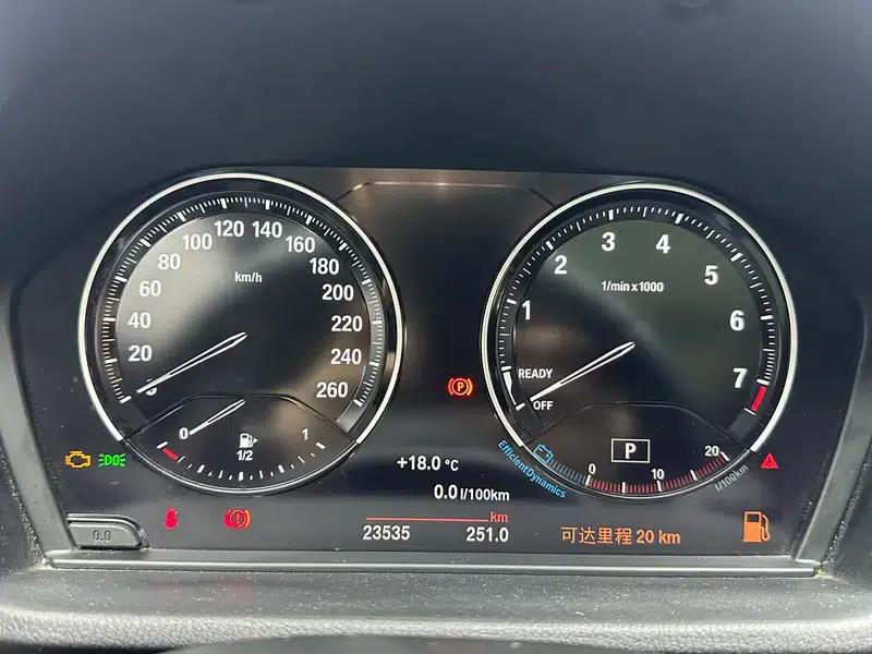 BMW X1 2022 sDrive25Li Leading Edition — миниатюра 15
