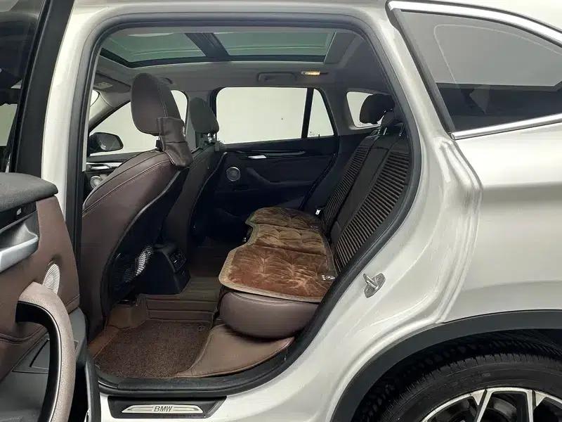 BMW X1 2022 sDrive25Li Leading Edition — миниатюра 18