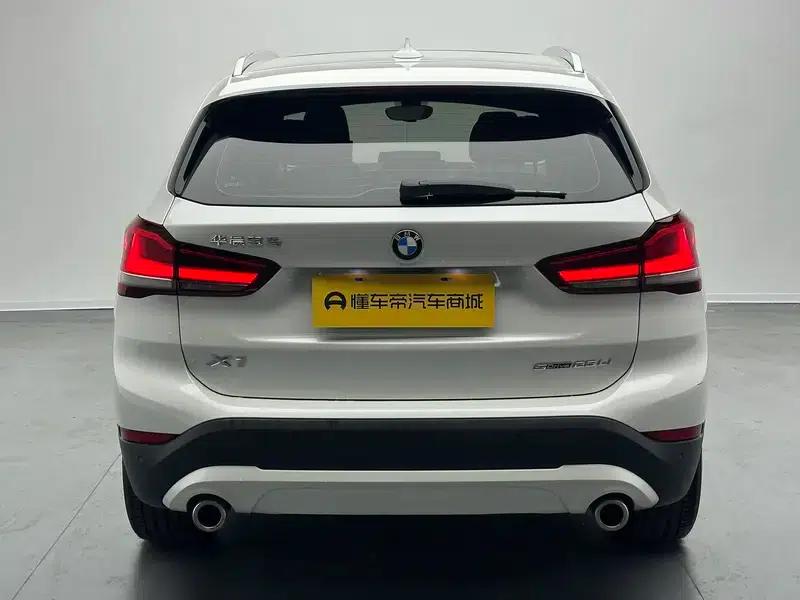 BMW X1 2022 sDrive25Li Leading Edition — миниатюра 6