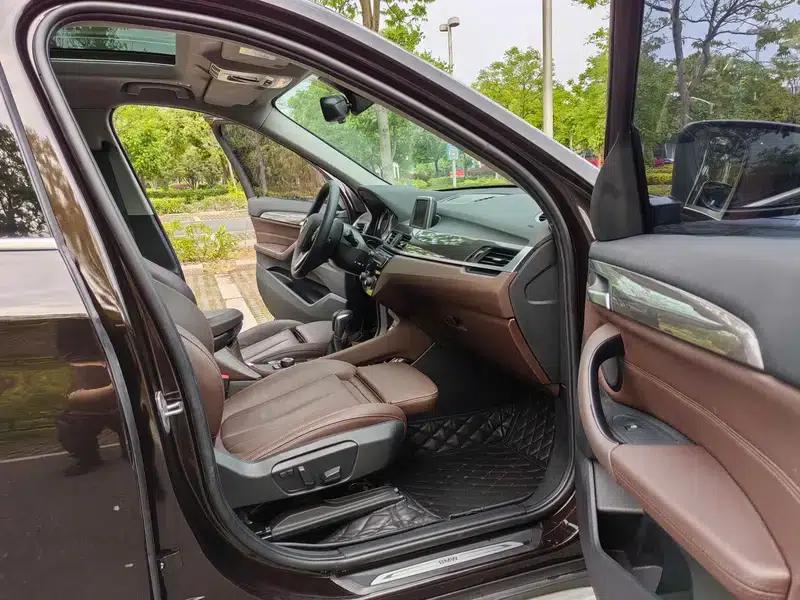 BMW X1 2018 sDrive18Li Premium — миниатюра 24