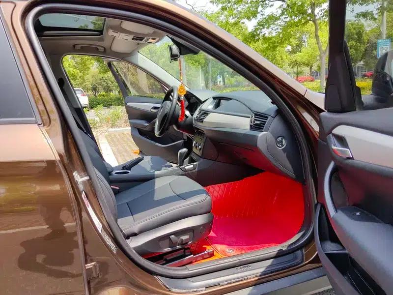 BMW X1 2013 sDrive18i Fashion Edition — миниатюра 24