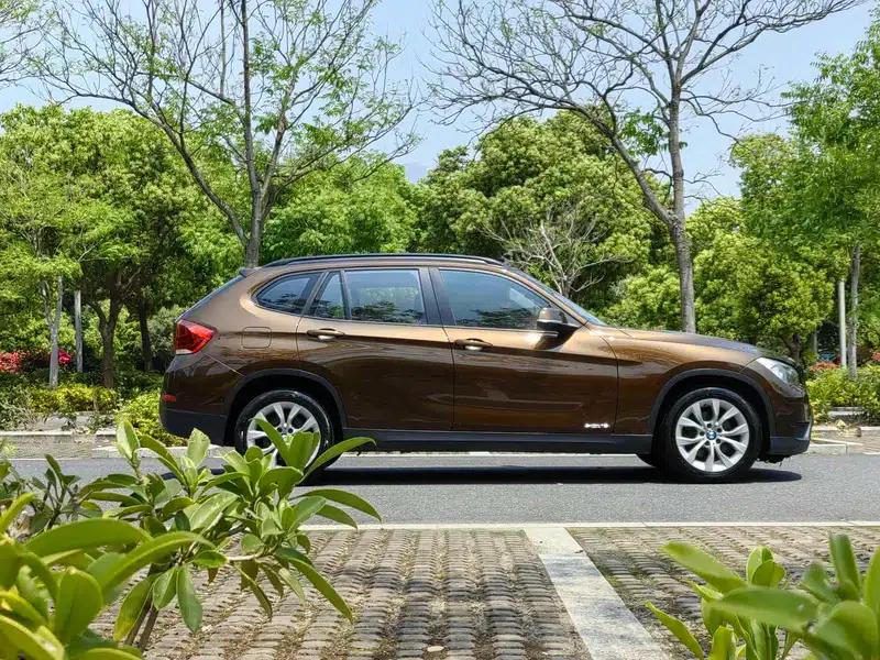 BMW X1 2013 sDrive18i Fashion Edition — миниатюра 7