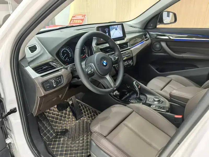 BMW X1 2022 xDrive25Li Premium — миниатюра 14