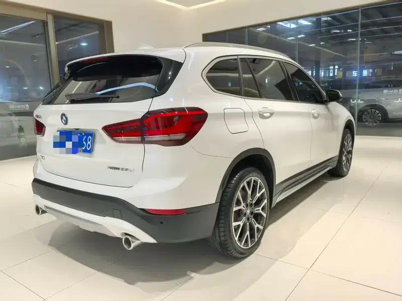 BMW X1 2022 xDrive25Li Premium — миниатюра 7