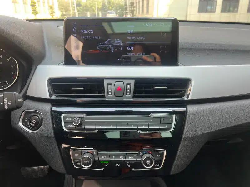 BMW X1 2016 sDrive18Li Premium — миниатюра 12