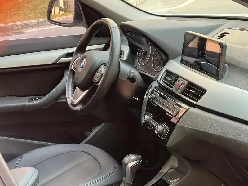 BMW X1 2016 sDrive18Li Premium — миниатюра 14