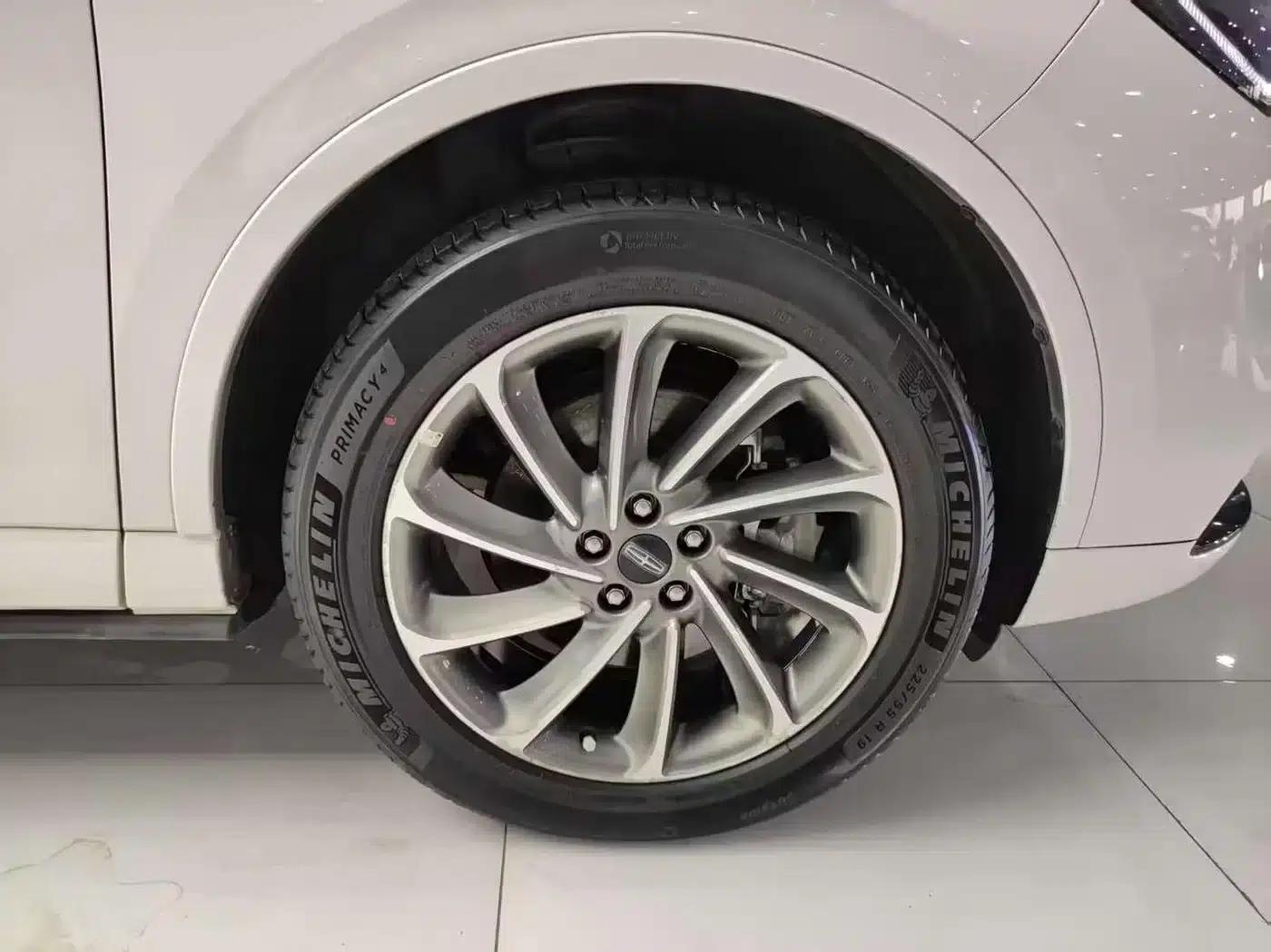 Adventurer New Energy 2021 PHEV 4WD e-Enjoy Edition — миниатюра 24