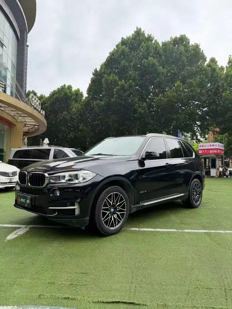 BMW X5 (Imported) 2018 Model 3.0T Parallel Import — миниатюра 1