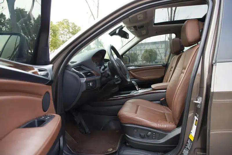 BMW X5 (Imported) 2012 Model 3.0T Automatic 4WD 5-Seater Parallel Import — миниатюра 25