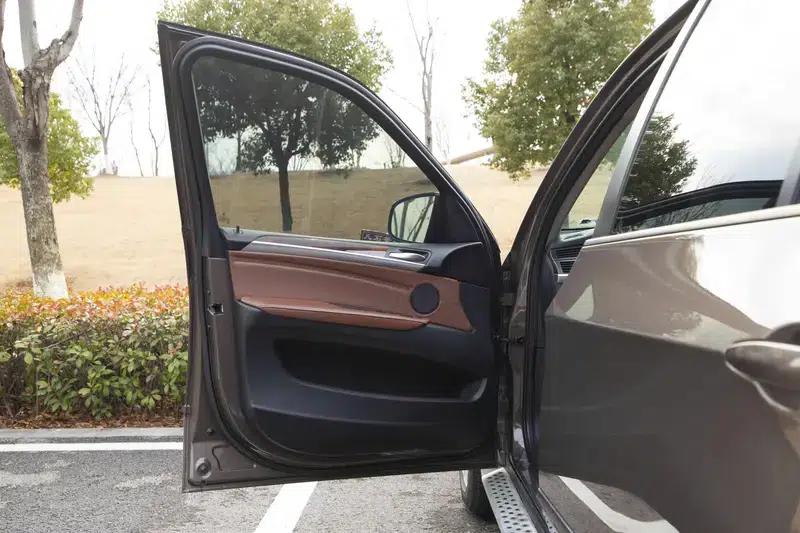 BMW X5 (Imported) 2012 Model 3.0T Automatic 4WD 5-Seater Parallel Import — миниатюра 27