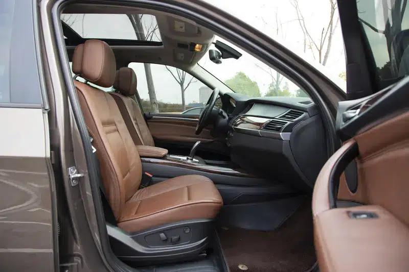 BMW X5 (Imported) 2012 Model 3.0T Automatic 4WD 5-Seater Parallel Import — миниатюра 30