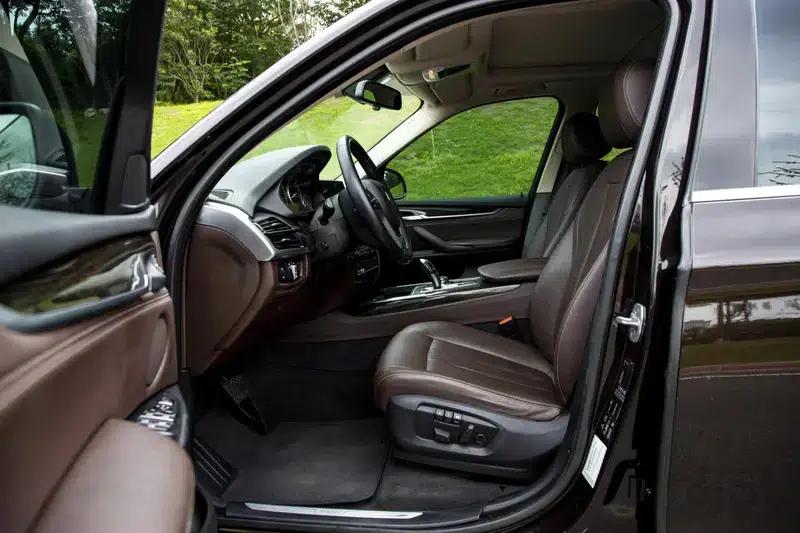 BMW X5 (Imported) 2014 xDrive35i Leading Edition — миниатюра 25