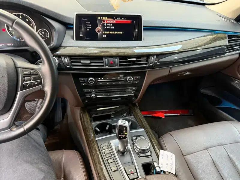 2015 BMW X5 3.0T Automatic AWD 5-seater Factory Custom Edition — миниатюра 17