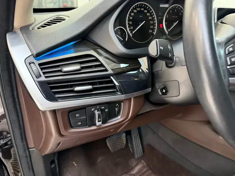 2015 BMW X5 3.0T Automatic AWD 5-seater Factory Custom Edition — миниатюра 20