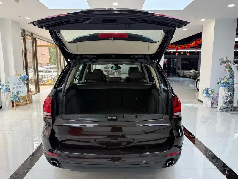 2015 BMW X5 3.0T Automatic AWD 5-seater Factory Custom Edition — миниатюра 24