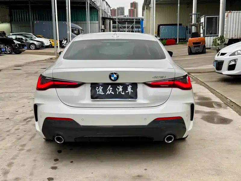 2022 BMW 4 Series 425i Convertible M Sport Shadow Edition — миниатюра 6